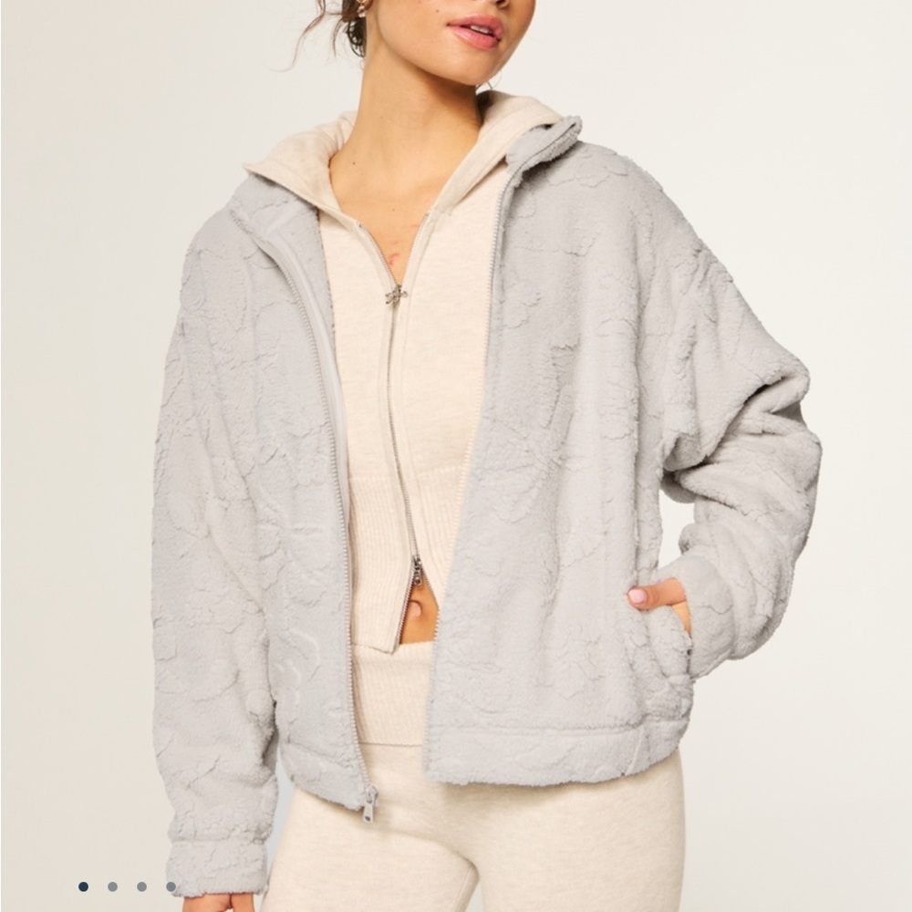 Gilly Hicks Sherpa Zip-Up Jacket Bow Design
